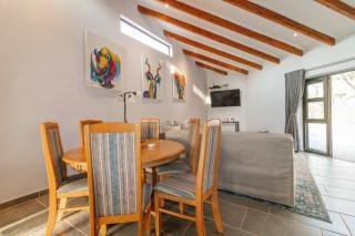 Lavender Haze - your second home - 2