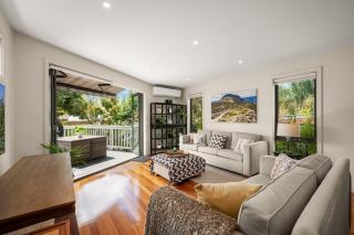 Luxury Camberwell Family Retreat by WOW Manage - 7