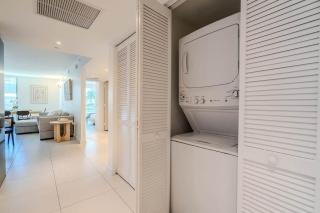 New Listing Deal – Brickell 2BR+Den - 4