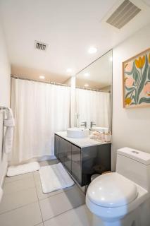 New Brickell Lux Apartment 2 Bed-2 Bath - 1