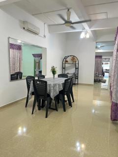 Homestay Jerantut - 1