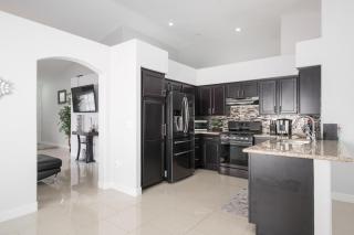 Las Vegas Family-Friendly 3BR Home Sleeps 6 Crib Included - 3
