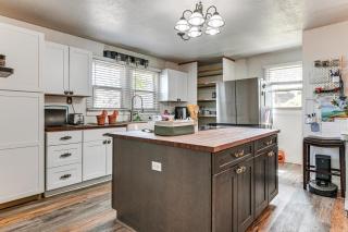 Mountain & Valley Views! Pet-Friendly Pioche Home - 9