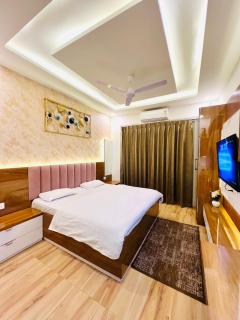 Gr Noida Stay & BNB - 0