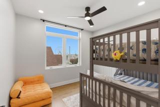 Brand New Penthouse Escape 3BR 2 Bath Beach Badges, 2 car Parking, EV Charger, Elevator - 5