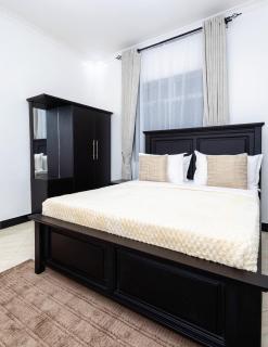Rockview Lake Victoria 2BR Retreat - 2