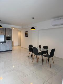 Prime Paceville Stay near St Georges Beach - 3