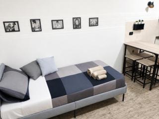 Bed Napoli - Neapel - 1