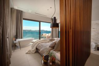 Beachfront Villa Malia near Trogir with Heated Pool & Jacuzzi - 7