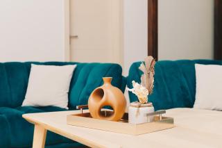 The Suites by Elegant Hospitality - 8