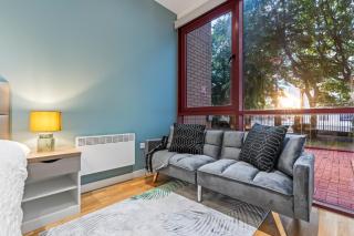 Leeds City Centre Luxe Apartments with Pool Table & Table Tennis - 7