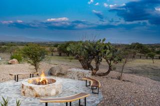 Villa Lua, 2BR Countryside Bungalows for 6 Guests - 4