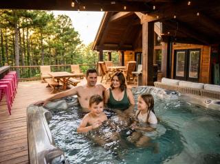Stairway to Heaven Hot Tub Deck Sleeps 18 - 7