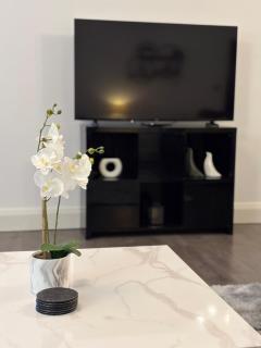 Spacious 5BR house close to Ely - 8