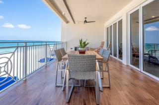 Laguna del Mar #10 - Oceanfront 3 bedroom on Seven Mile Beach - 4