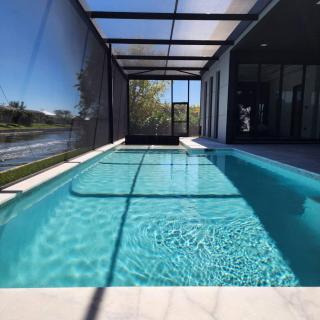 Modern Luxe Home - pool, jacuzzi and channel view - 8