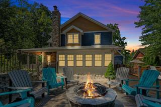 The Moose House by Juniper Holiday + Home - 0