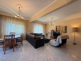 Almond House - 4