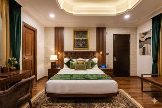 Hotel JP Grand Managed by Travana Stays - 2
