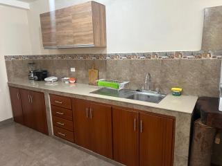 Depar Céntrico con parqueadero y cocina completa - 4