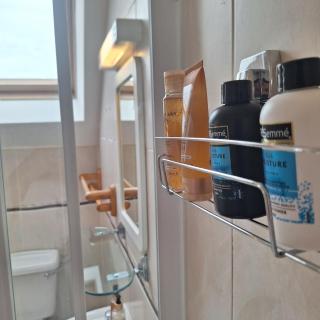 Compact Double ensuite Room in Listowel - 5