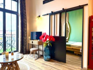 Loft Signature • 10’ Fontainebleau - 0