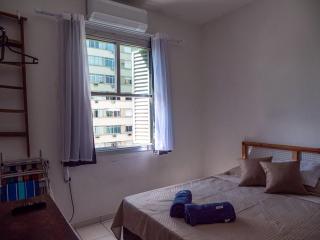 Apto na orla cama Queen ar novo com vaga - 1
