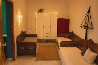 Peaceful Haven on the Ground Floor Mediterranean Style - 3