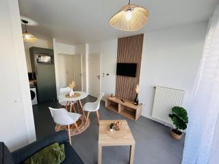 La Suite Bezannes Parking Balcon - 6