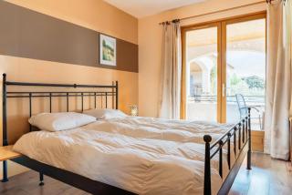 Villa Myosotis - for 6 persons with pool, jacuzzi and beautiful views - 7