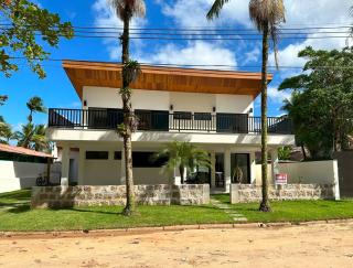Casa Nova e Moderna a 1 Min da Praia da Lagoinha - 0