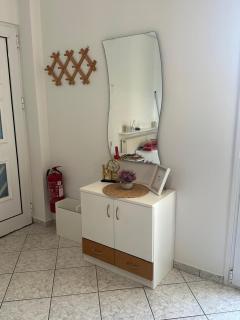 Connie's Seaside 1A - 3