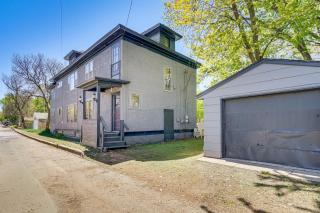 Explore Minneapolis! Pet-Friendly Home w/ Sunroom - 6
