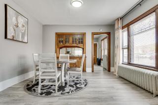 Explore Minneapolis! Pet-Friendly Home w/ Sunroom - 3