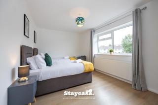 Spacious Cosy Cove with Large Driveway and Garden - 9