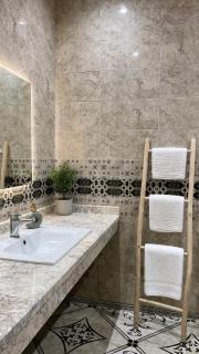 Luxury Villa with Private Pool - Club Access and Nature - 4