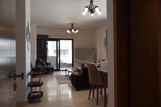 AlBuroj Calm 2BR Escape View, WiFi & Parking - 7