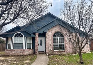 3 Bed 2 Bath McKinney House with Basketball Half-Court - 0