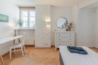 AirHome - Library Apartment - 4