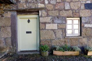 Drewe Arms Church Cottage - 9