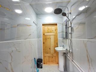 Xinaliq Khinalig İzzet's Riverside Home Stay - 3