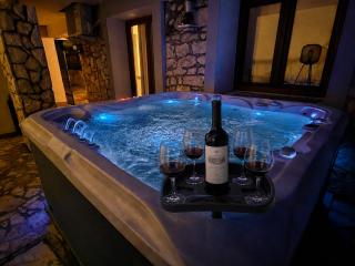 Loro House & Jacuzzi - 0