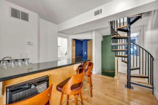 Riverview Penthouse Balcony Games Parking - 7