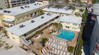 Studio Unit Facing Beach 2nd Fl - Surf Song #227 - 1