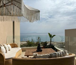 Pinkas Beach House - 0