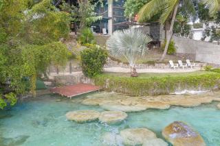 Lagoon Escape with Kayaks and Views - 5