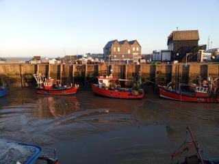 Sea View, 4 poster Bed House Whitstable - 3