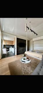 Sandstone Residence - Modern Apartment - 5 min Walk to Beach - 0