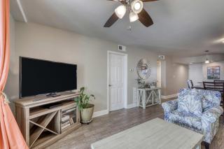 Gulf front condo with beach views pools & free WiFi - 3