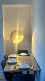 Jarrow 2-bed contractor and family stay, Sleeps 6 - 4